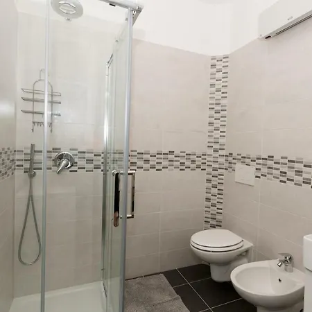 A Private And Parking شقة Oliveto Lario